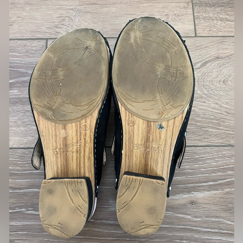 Dansko clogs - Picture 6 of 8